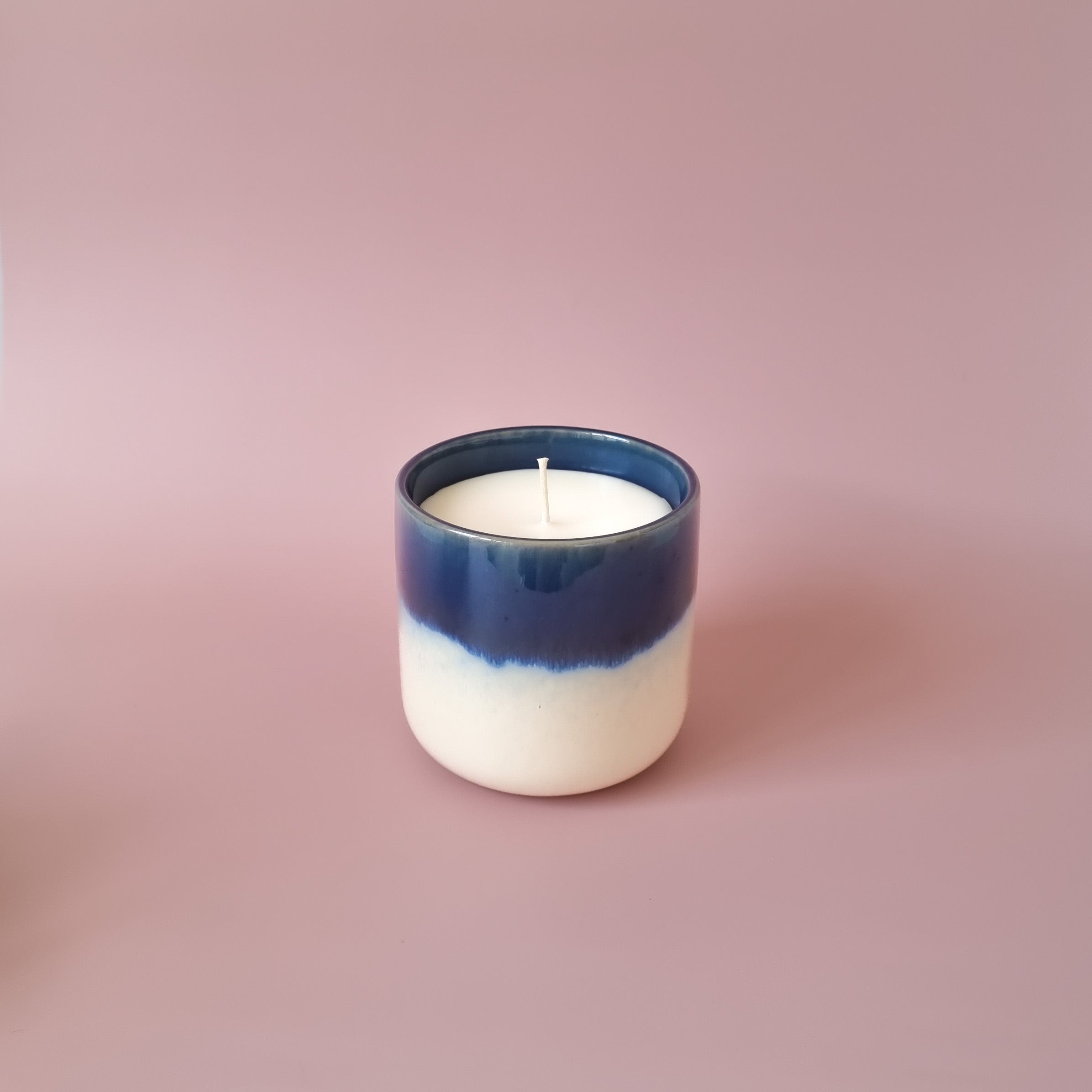 Smokey Amber Scented Candle