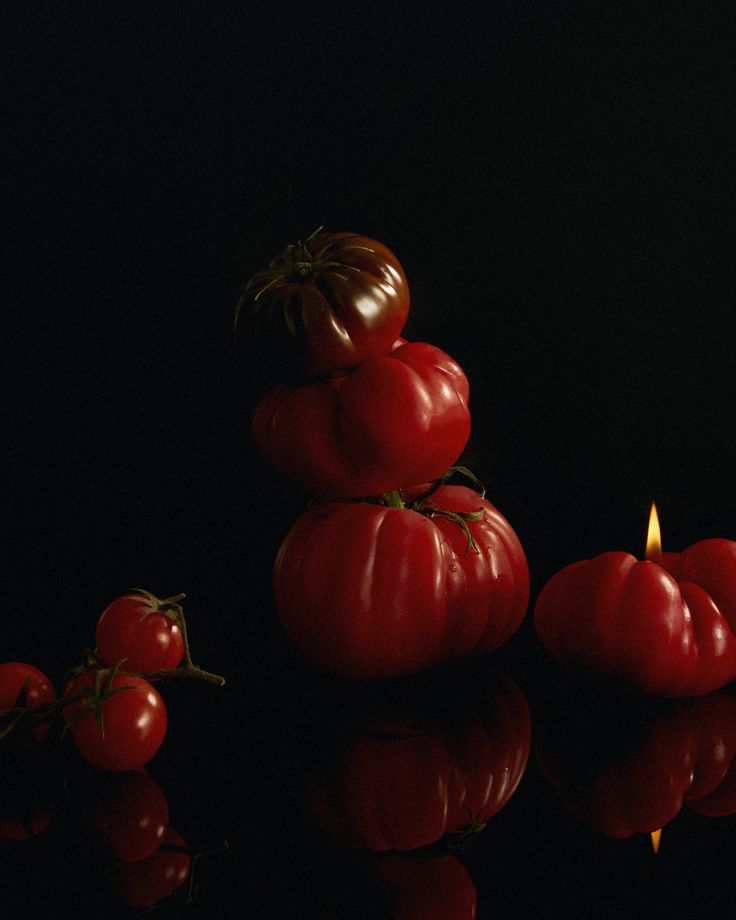 Scented Tomato Candle